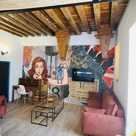 Colore Pour 4-6 Pers. A Montaigu-le-blin, Proche Vichy - Fr-1-489-519 Montaigu-le-Blin